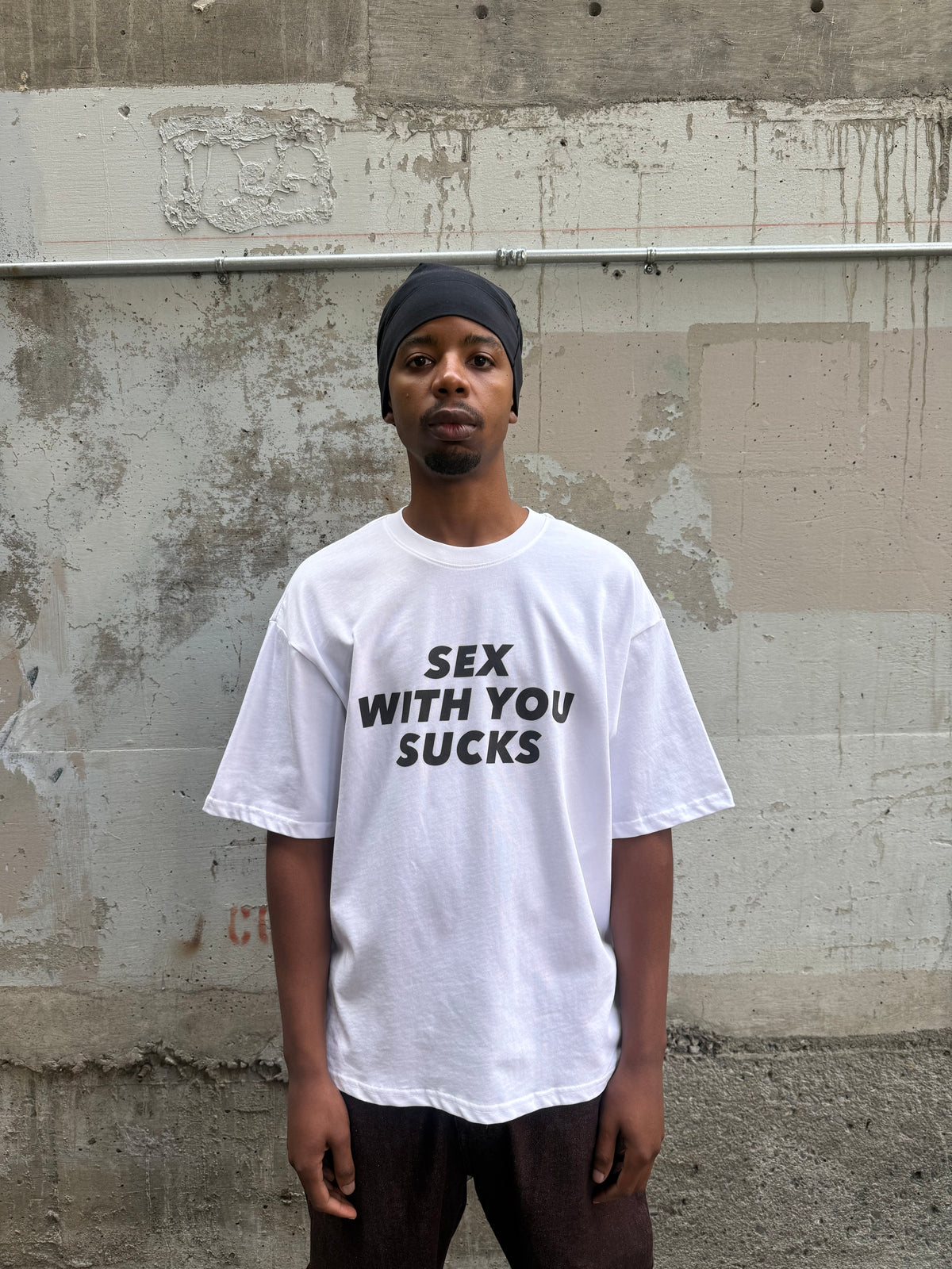 Sex tee