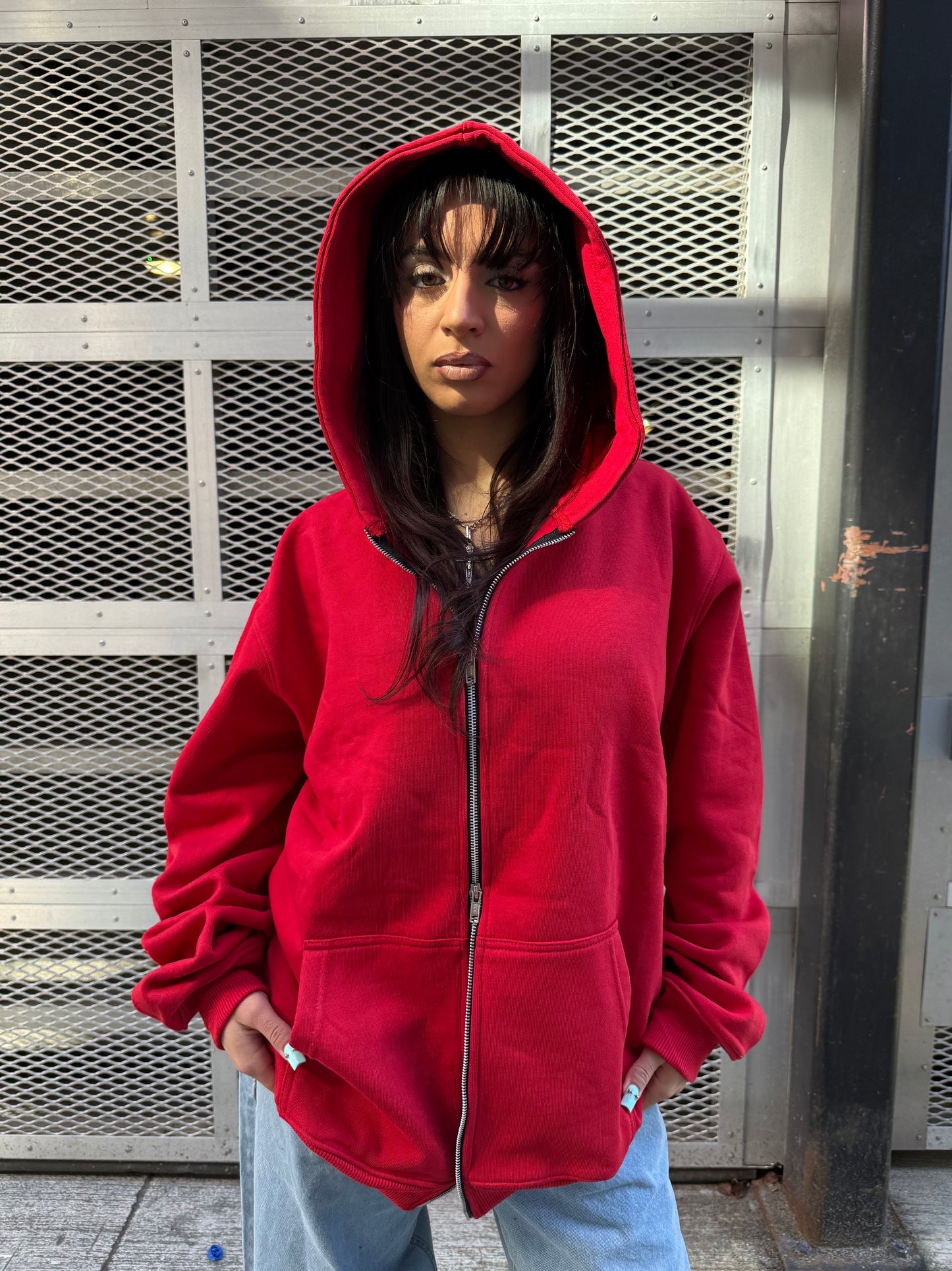 Blank red wavy zip